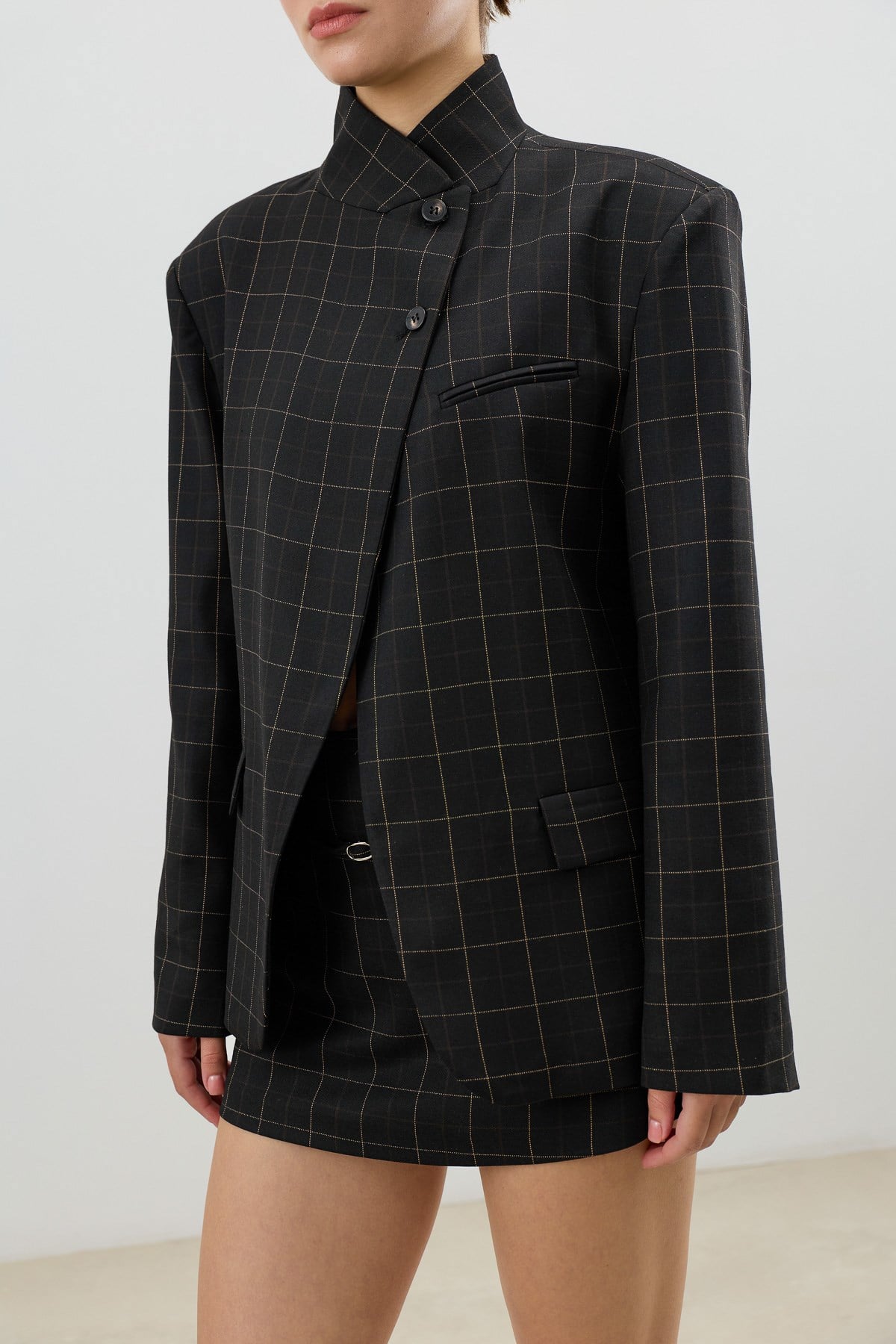 Antioch Siyah Kareli Dik Yaka Kadın Blazer Ceket
