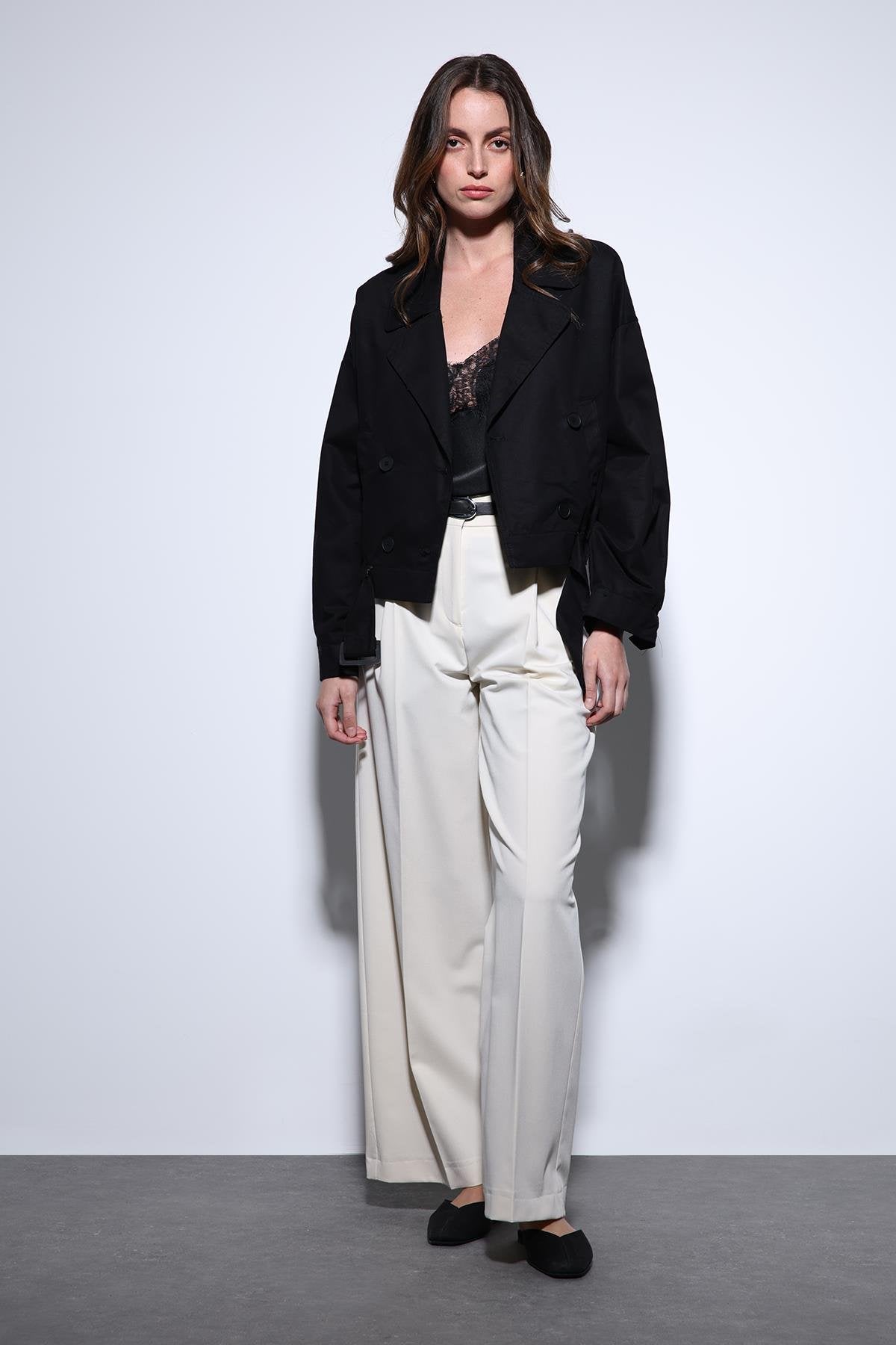 Antioch-Antioch Siyah Kruvaze Kısa Kadın Trençkot-Trençkot-1-Milagron.com