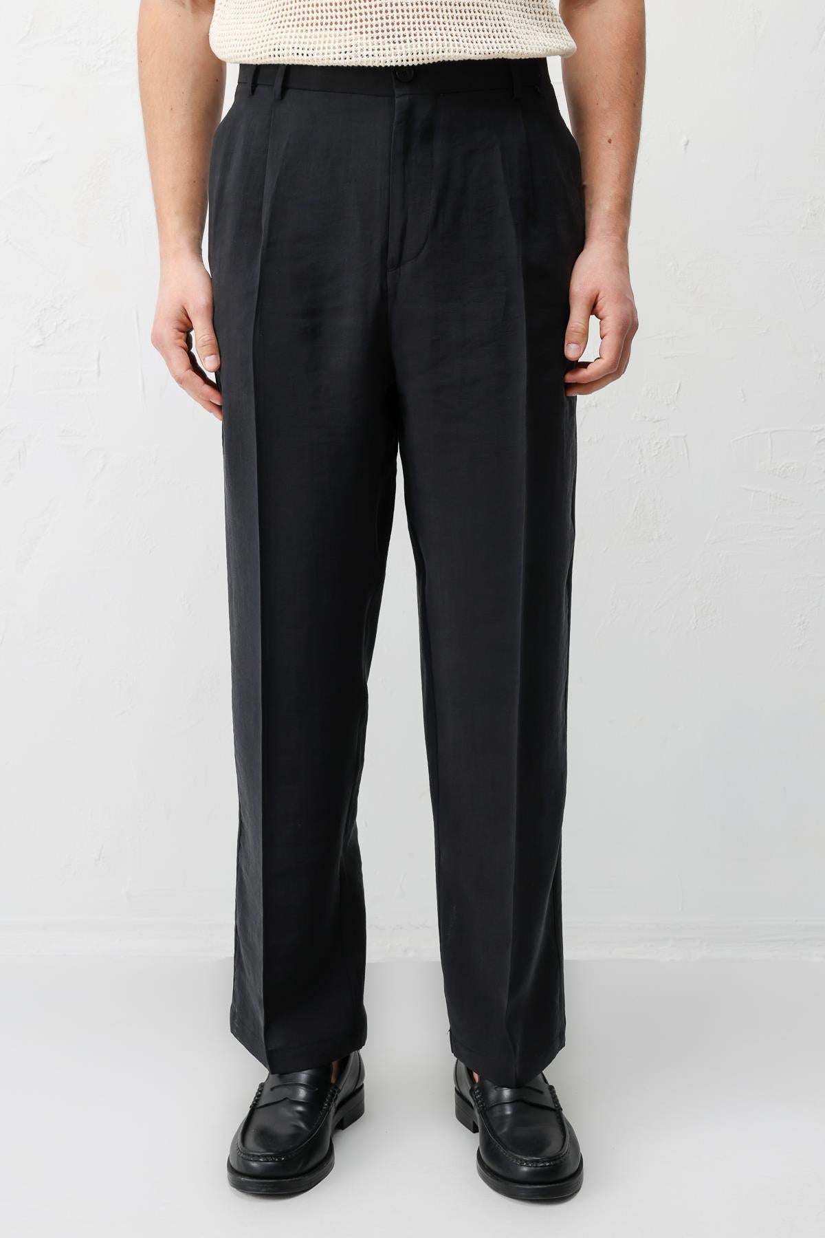 Antioch Siyah Lyocell Relaxed Fit Pileli Erkek Pantolon
