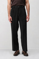 Antioch Siyah Pileli Relaxed Fit Erkek Pantolon