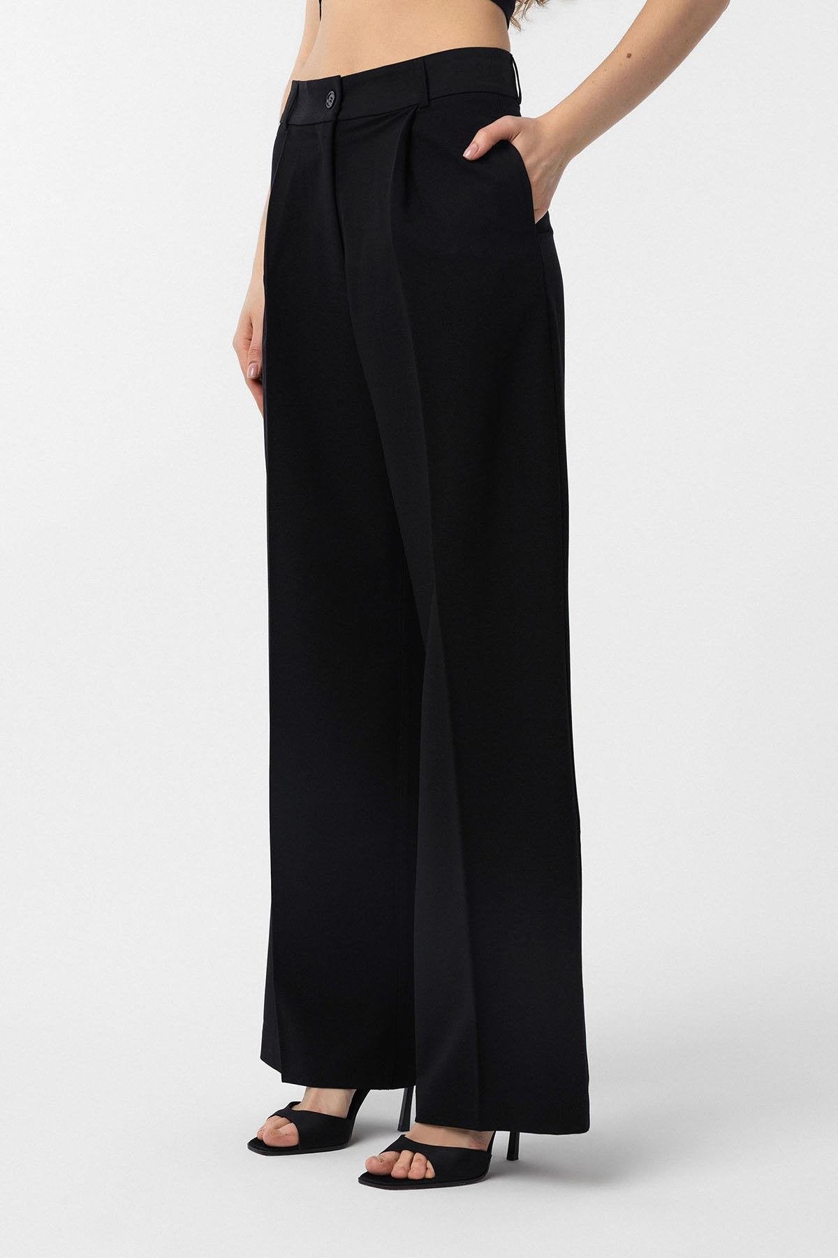 Antioch-Siyah Pilili Kadın Pantolon-Kumaş Pantolon-1-Milagron.com