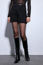 Antioch-Antioch Siyah Süet Görünümlü Pileli Kadın şort-Şort-2-Milagron.com