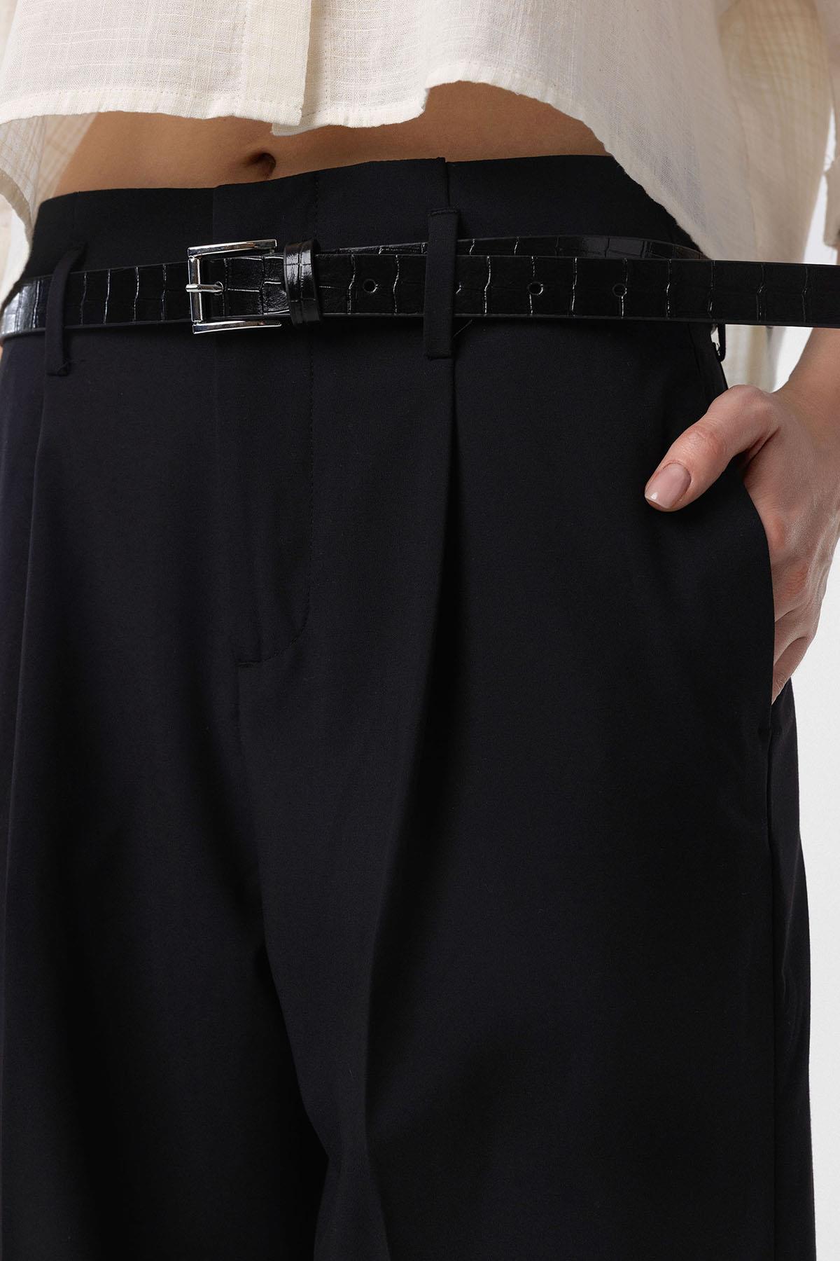 Antioch-Siyah Yüksek Bel Pilili Kadın Pantolon-Kumaş Pantolon-3-Milagron.com