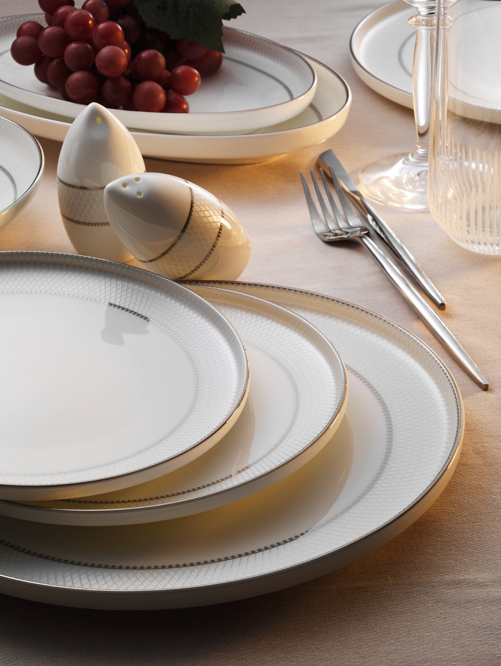 Aryıldız Hn Vanessa 60 Parça Platin Porselen Yemek Takımı Ar252963