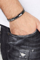 Arven’s World by Aylin Işıklı-Hemati̇t Kare Model Bi̇lekli̇k-Bileklik-4-Milagron.com