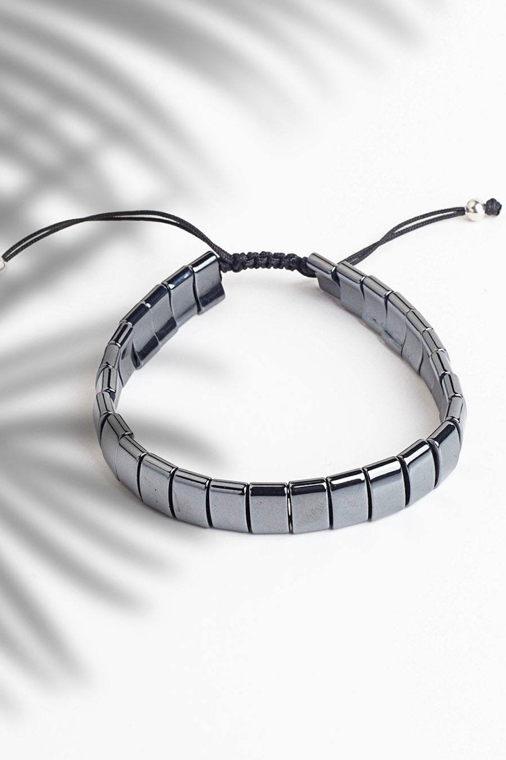 Arven’s World by Aylin Işıklı-Hemati̇t Kare Model Bi̇lekli̇k-Bileklik-6-Milagron.com