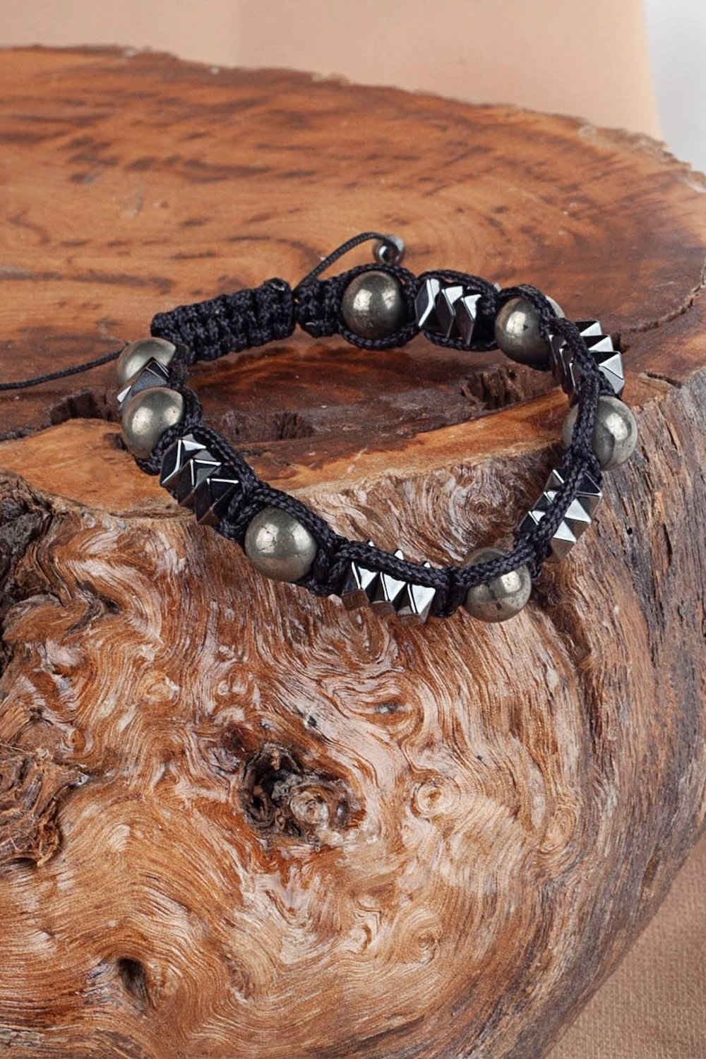 Arven’s World by Aylin Işıklı-Pirit Örme Bileklik-Bileklik-5-Milagron.com