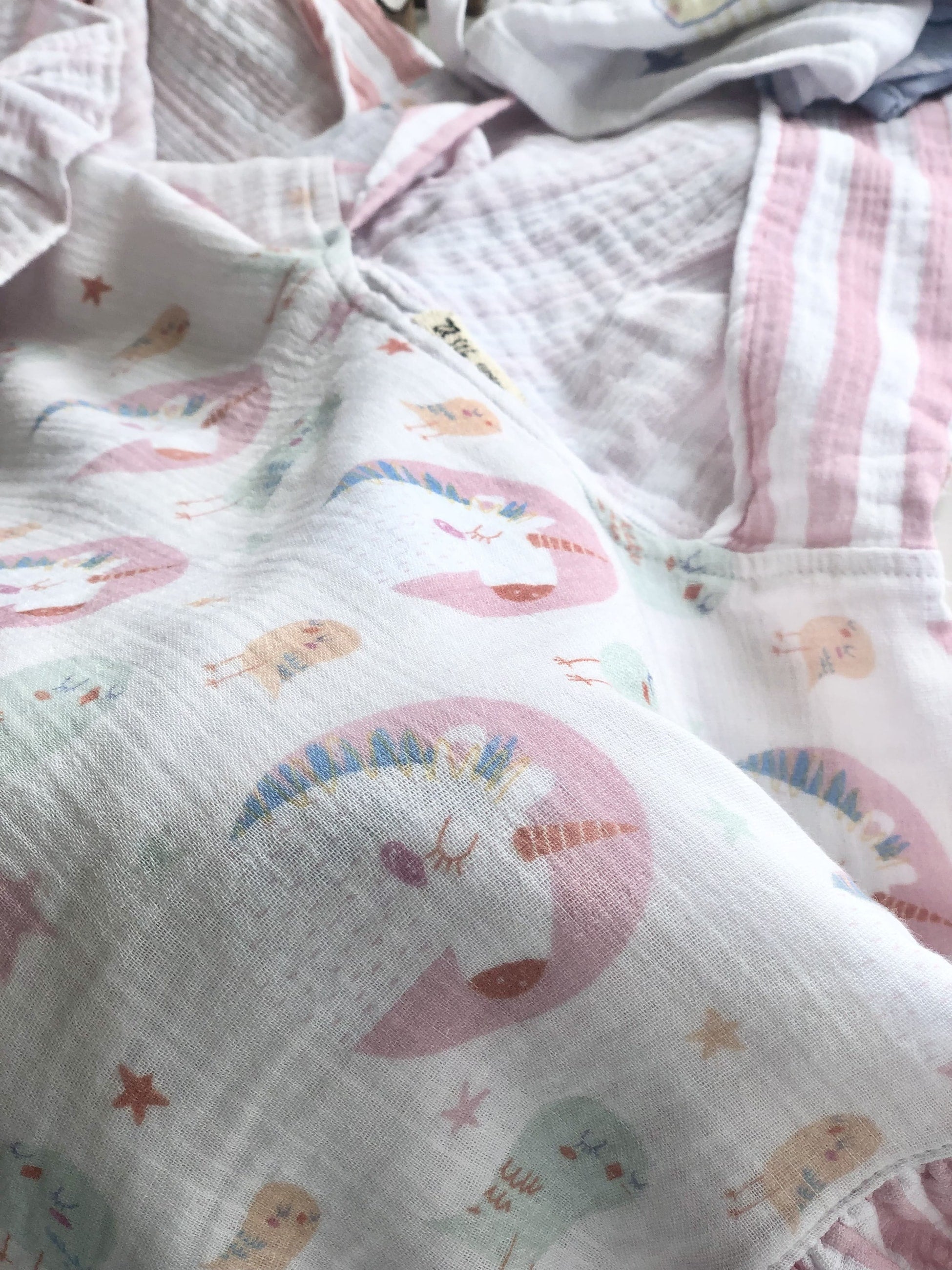  Unicornbird Organik Pamuk Fırfırlı Müslin Panço
