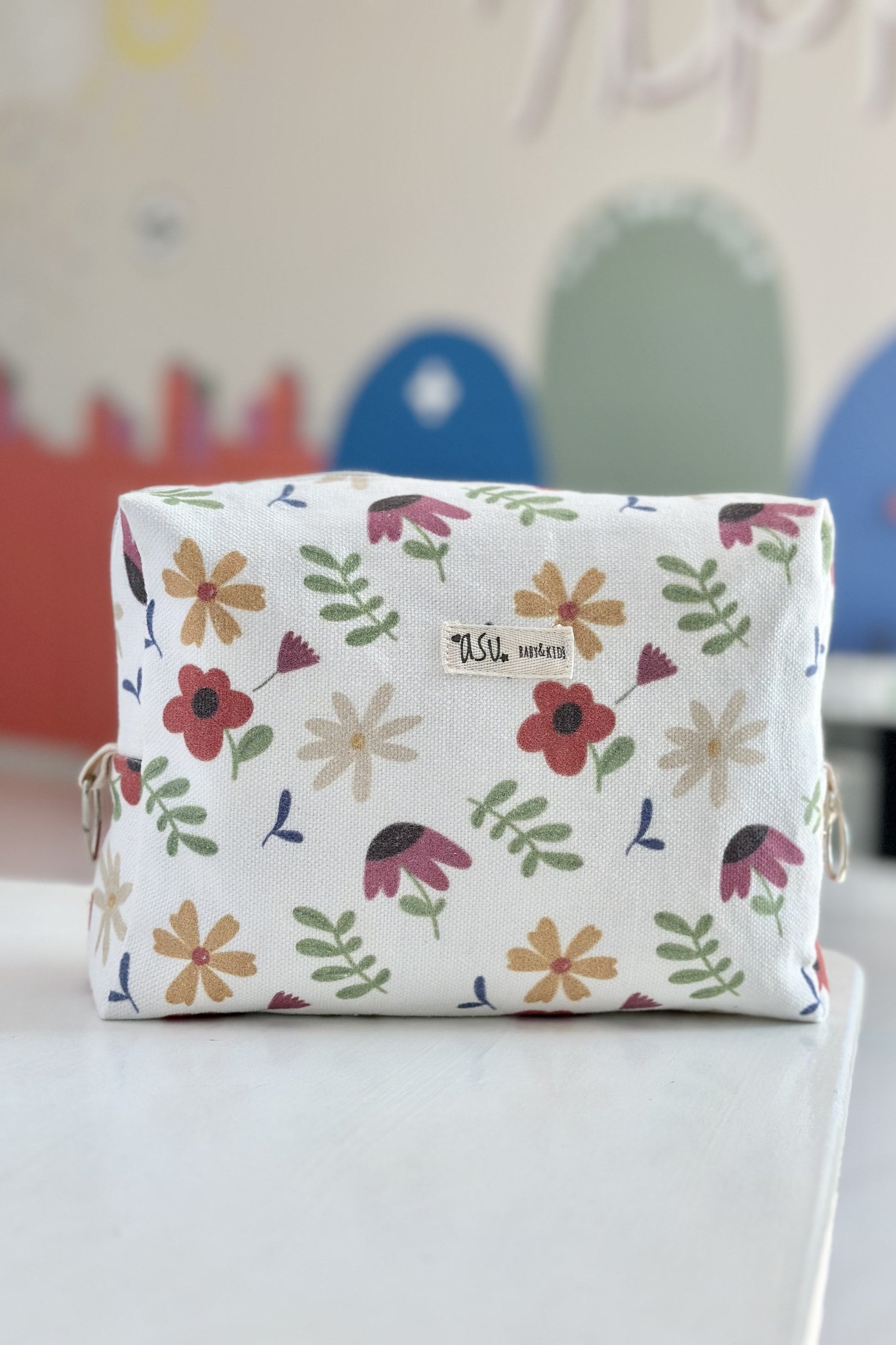 Asu Baby&Kids-Flower Garden Sıvı Geçirmez Çanta-Bebek Bakım Çantası-3-Milagron.com