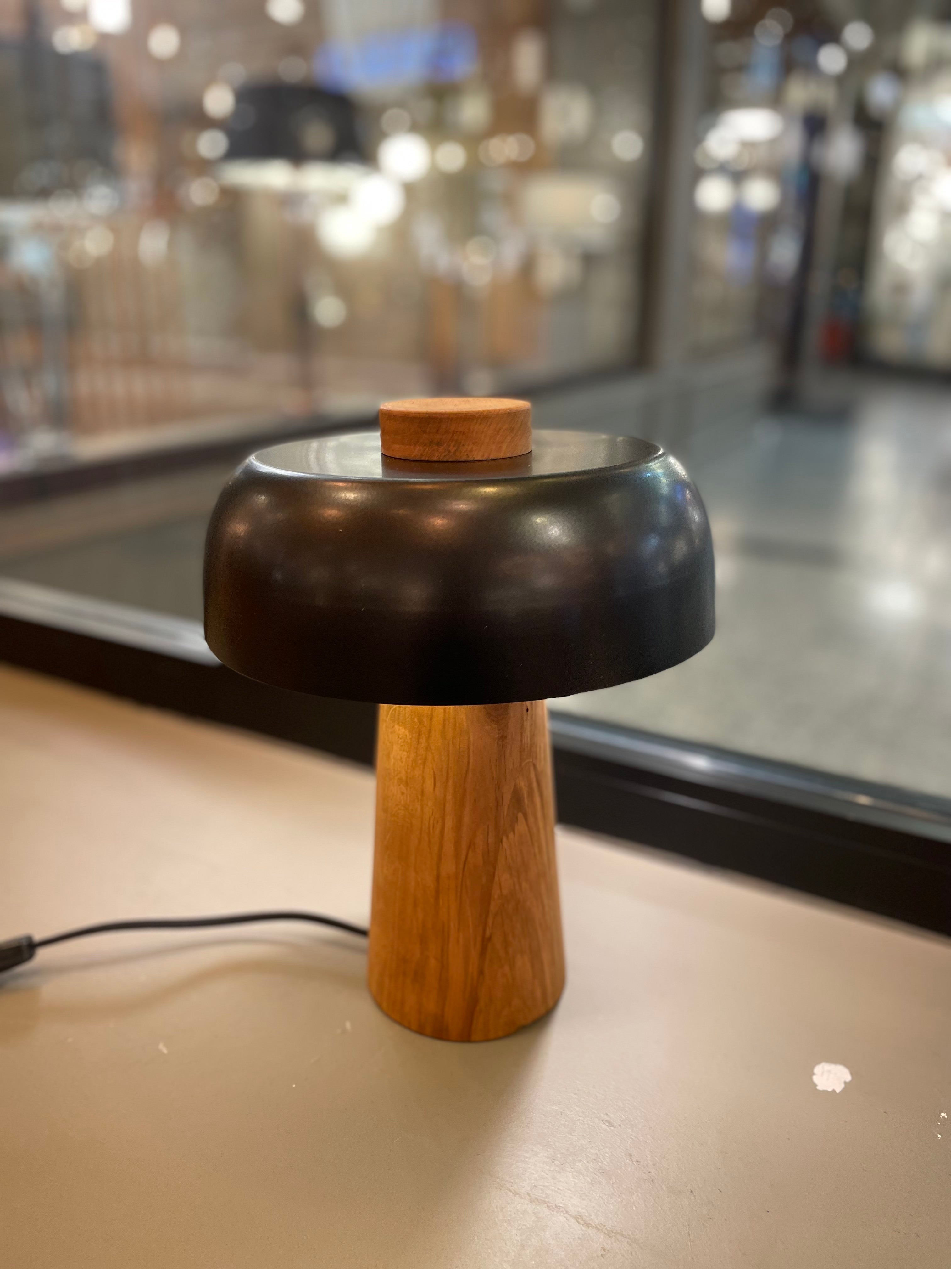 Atolye Store-Ahşap Mantar Masa Lambası Mat Beyaz-Masa Lambası-7-Milagron.com