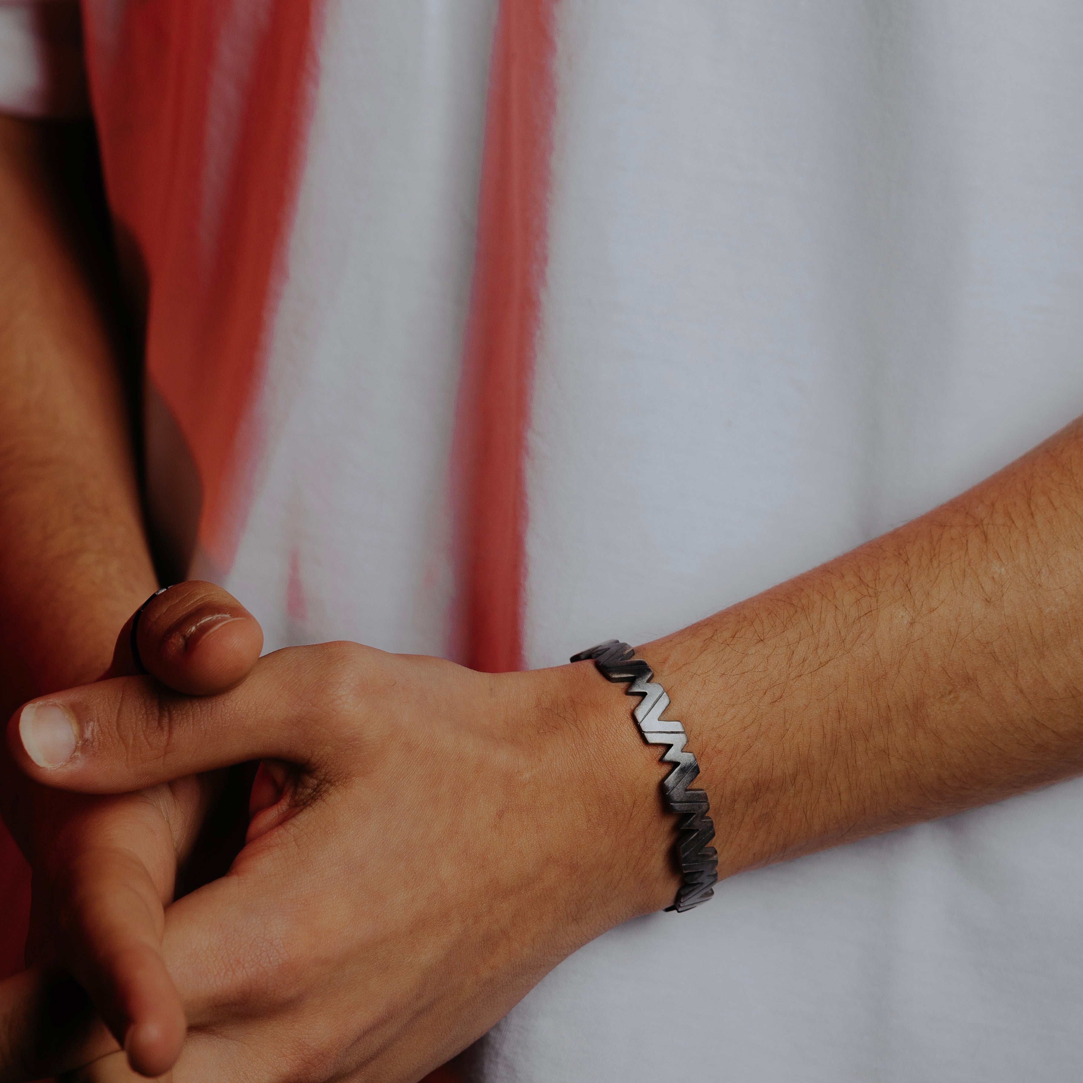 Aw Bangle In Oxide