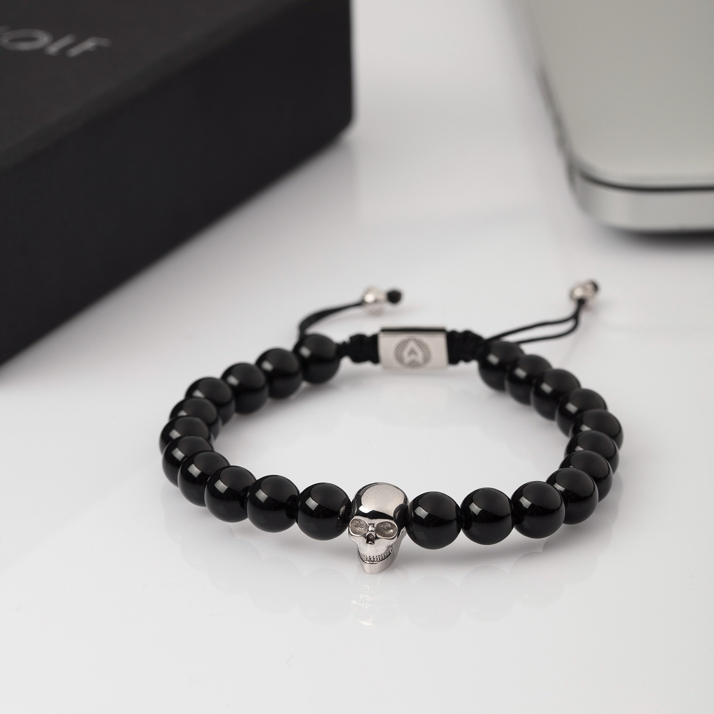 Skull String Bracelet In Silver