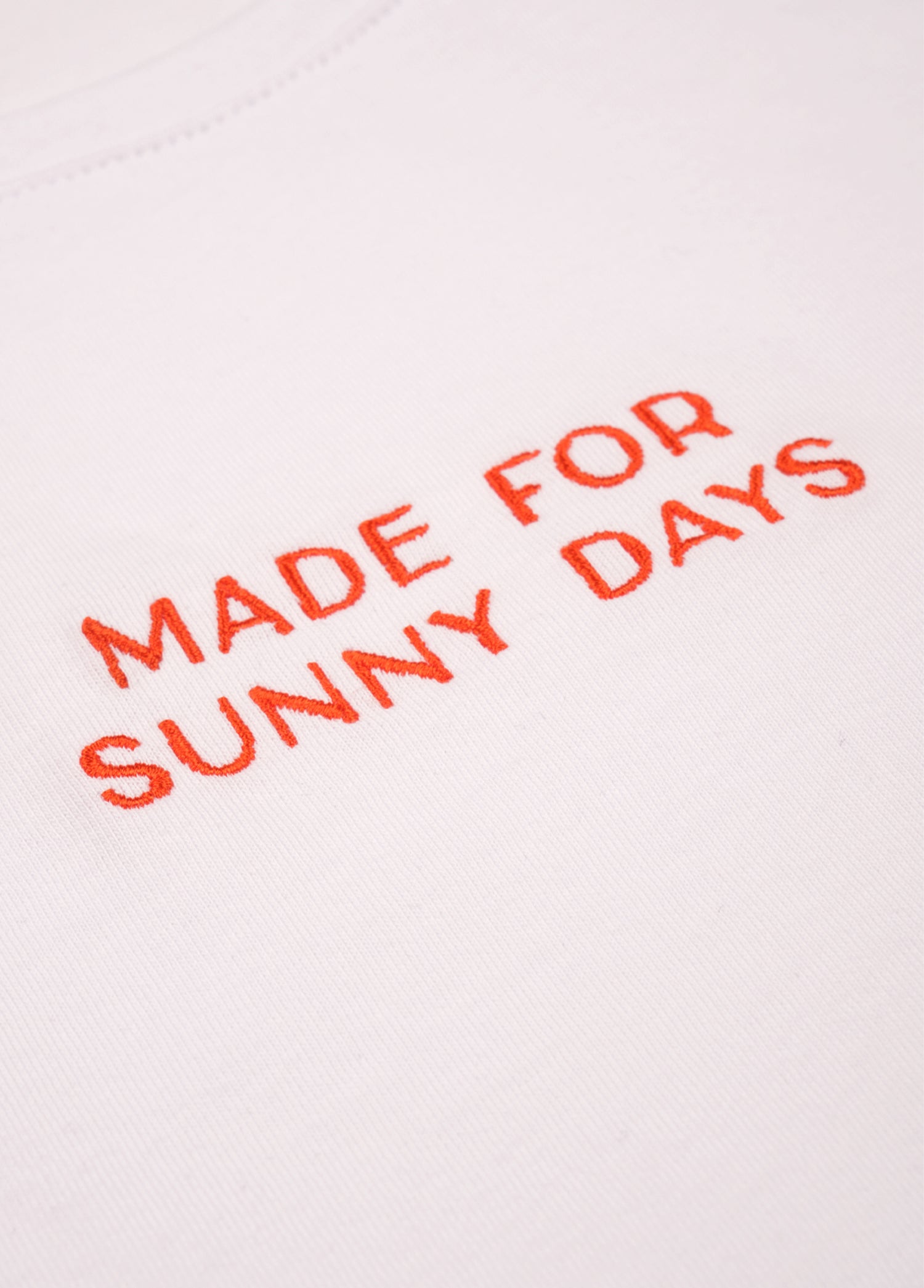 Beyaz Made For Sunny Days T-Shirt