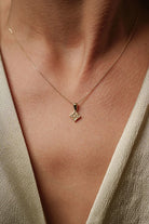 Başbuğ Mücevher-14 Ayar Altın Taşlı Minimal Çiçek Kolye-Kolye-1-Milagron.com