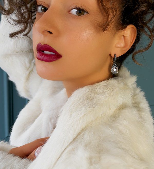 Bayemeyc-Piedra Kristal Taş Bronz Küpe – Gri-Küpe-1-Milagron.com