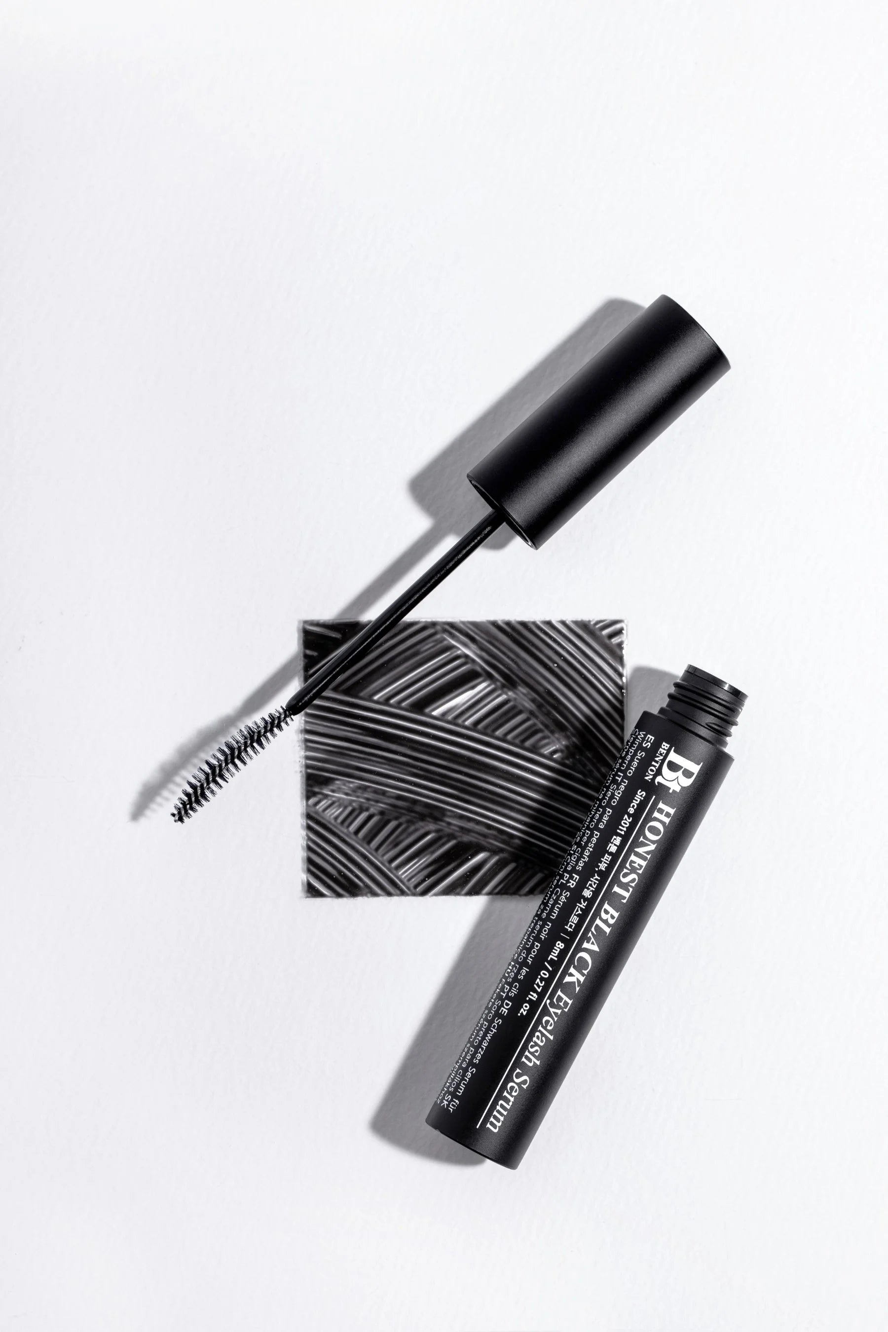 Benton-Honest Black Eyelash Serum 8ml Güçlendirici Siyah Tinted Kirpik Serumu-Kirpik Serumu-4-Milagron.com