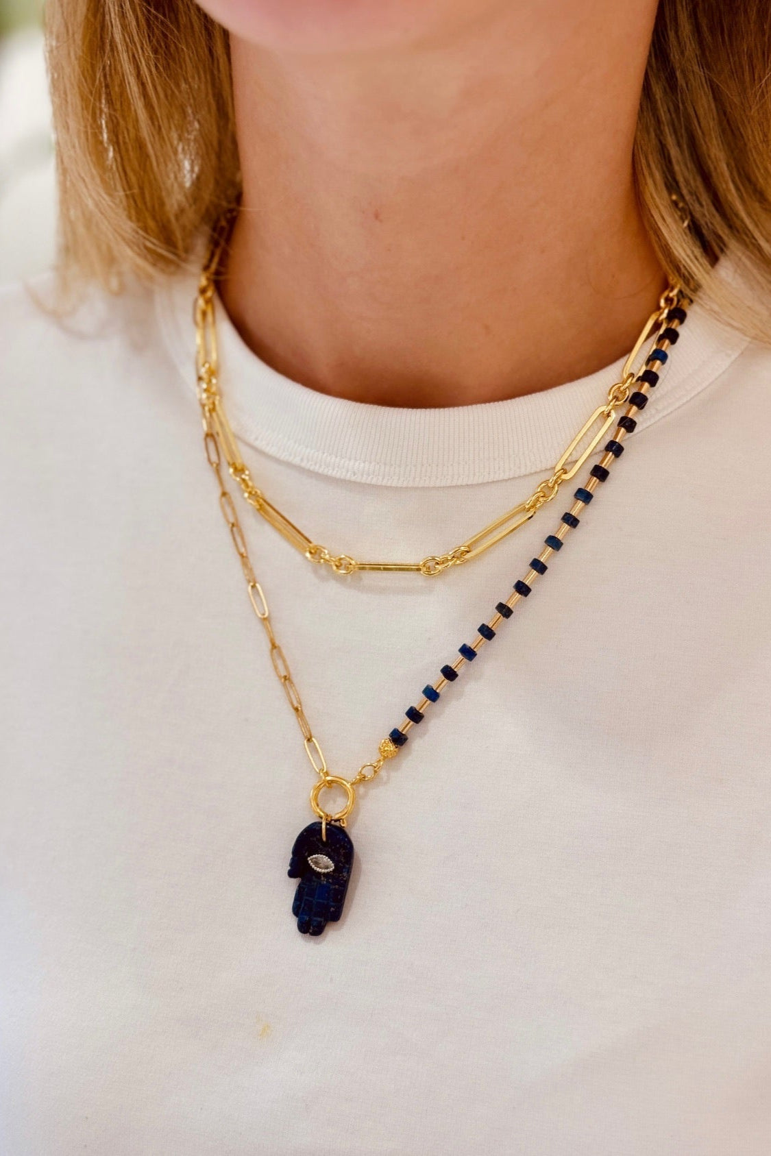 Berrin Özkan-Your Side Lapis Hamsa Necklace-Kolye-2-Milagron.com