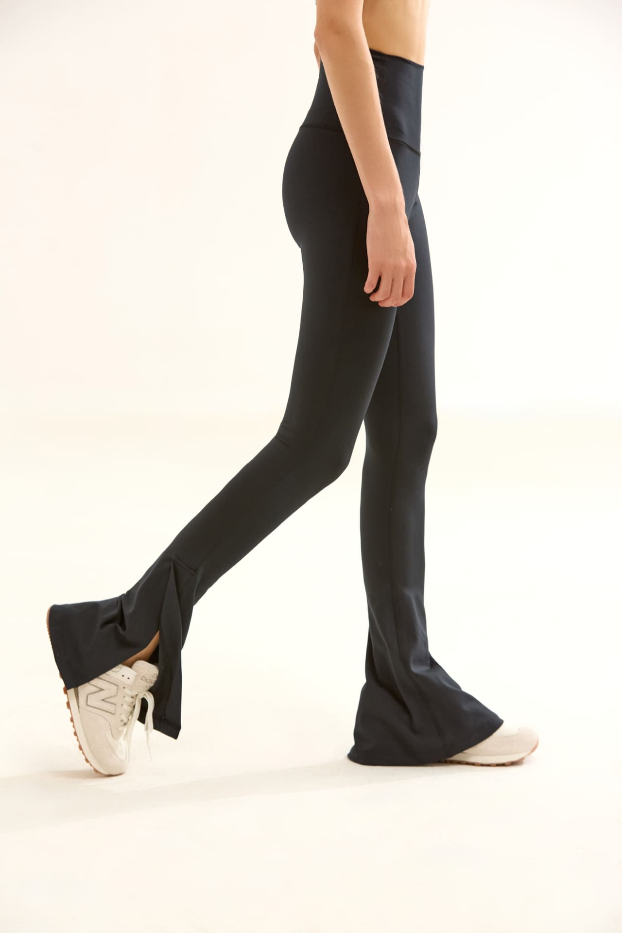 Birdiejay-Birdiesmooth Slit Up Si̇yah Yirtmaçli Yoga Ve Spor Tayti-Yırtmaçlı Taytlar-7-Milagron.com