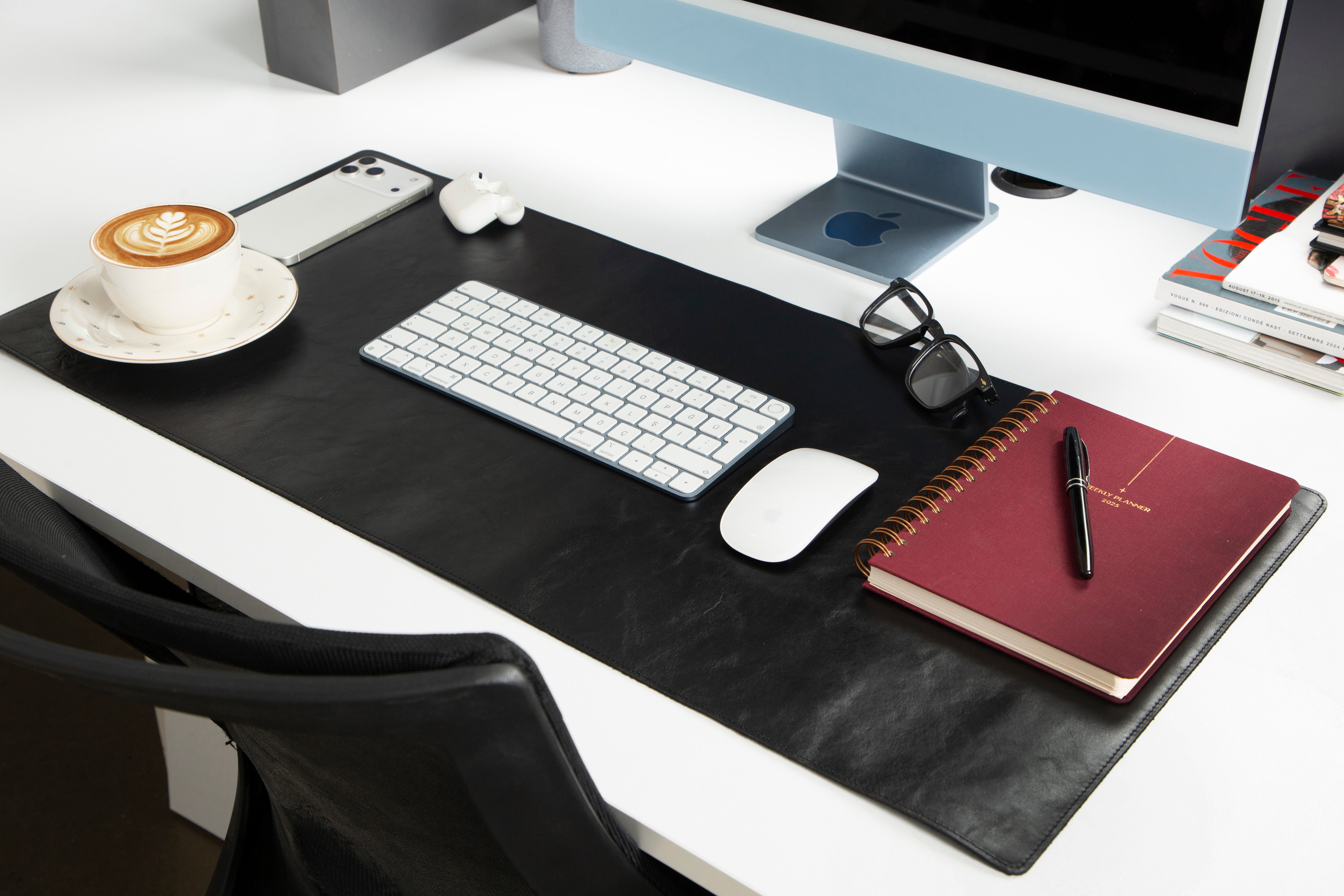 Atelier 91 Noir Black Leather Desk Mat - Medium