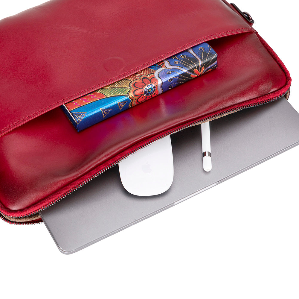 Bloominbag-Bloom Sleeve Leeds 16" Crimson Red Hakiki Deri Laptop & Tablet Kılıfı-5-Milagron.com