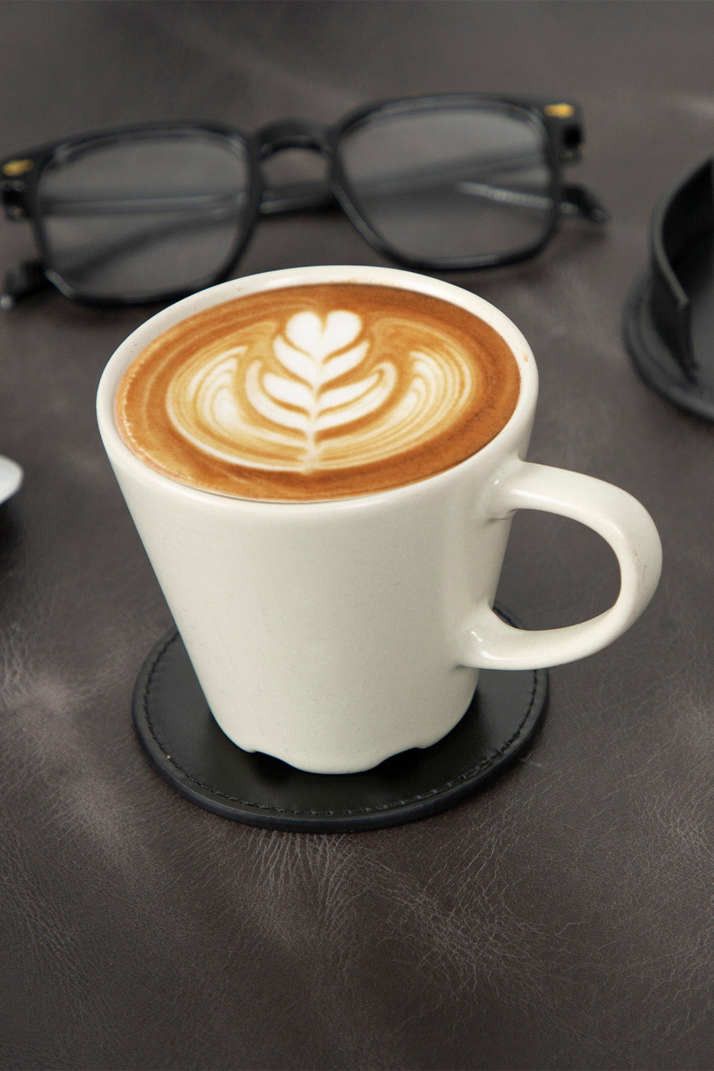 Bloominbag-Divine Cup Siyah Deri Yuvarlak Bardak Altlığı Seti (5'li)-Bardak Altlığı-1-Milagron.com