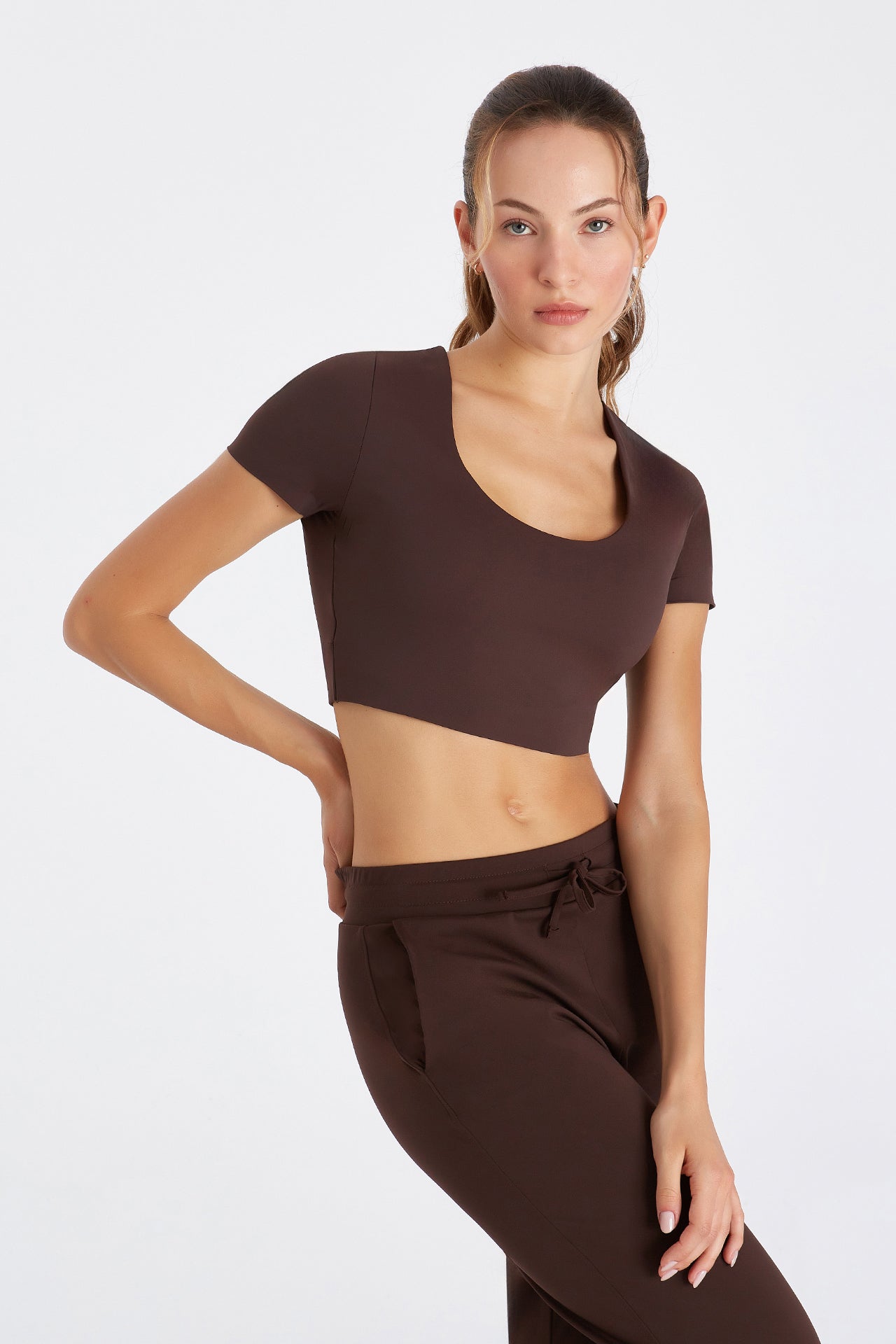 Boboist-Boboist April Kk Crop Top April Kısa Kollu Crop Top-Crop Top-1-Milagron.com