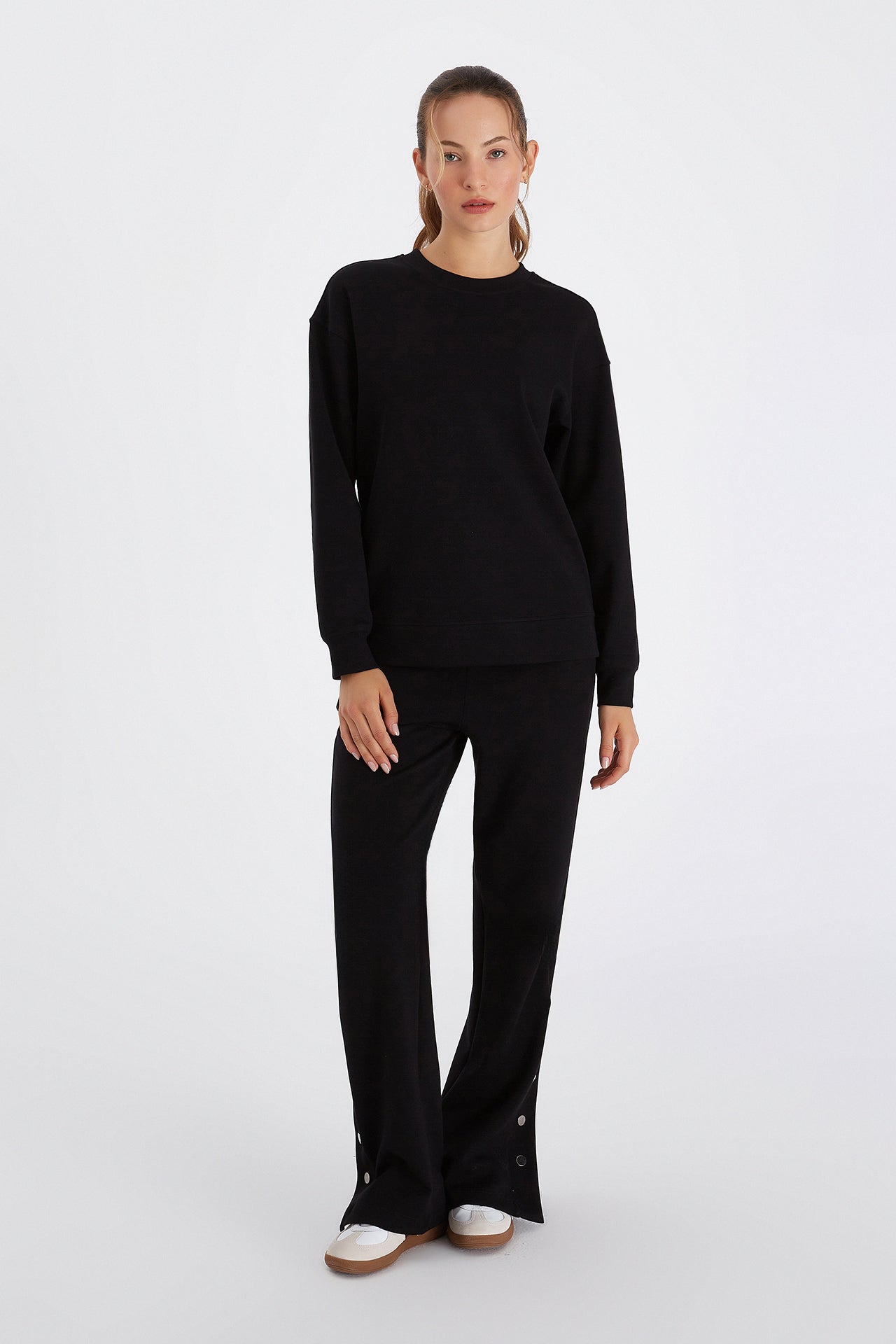 Boboist-Boboist Ellie Sweatshirt Elle çıtçıt Detaylı Sweatshirt-Sweatshirt-4-Milagron.com