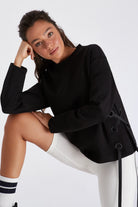 Celeste Bağcık Detaylı Sweatshirt