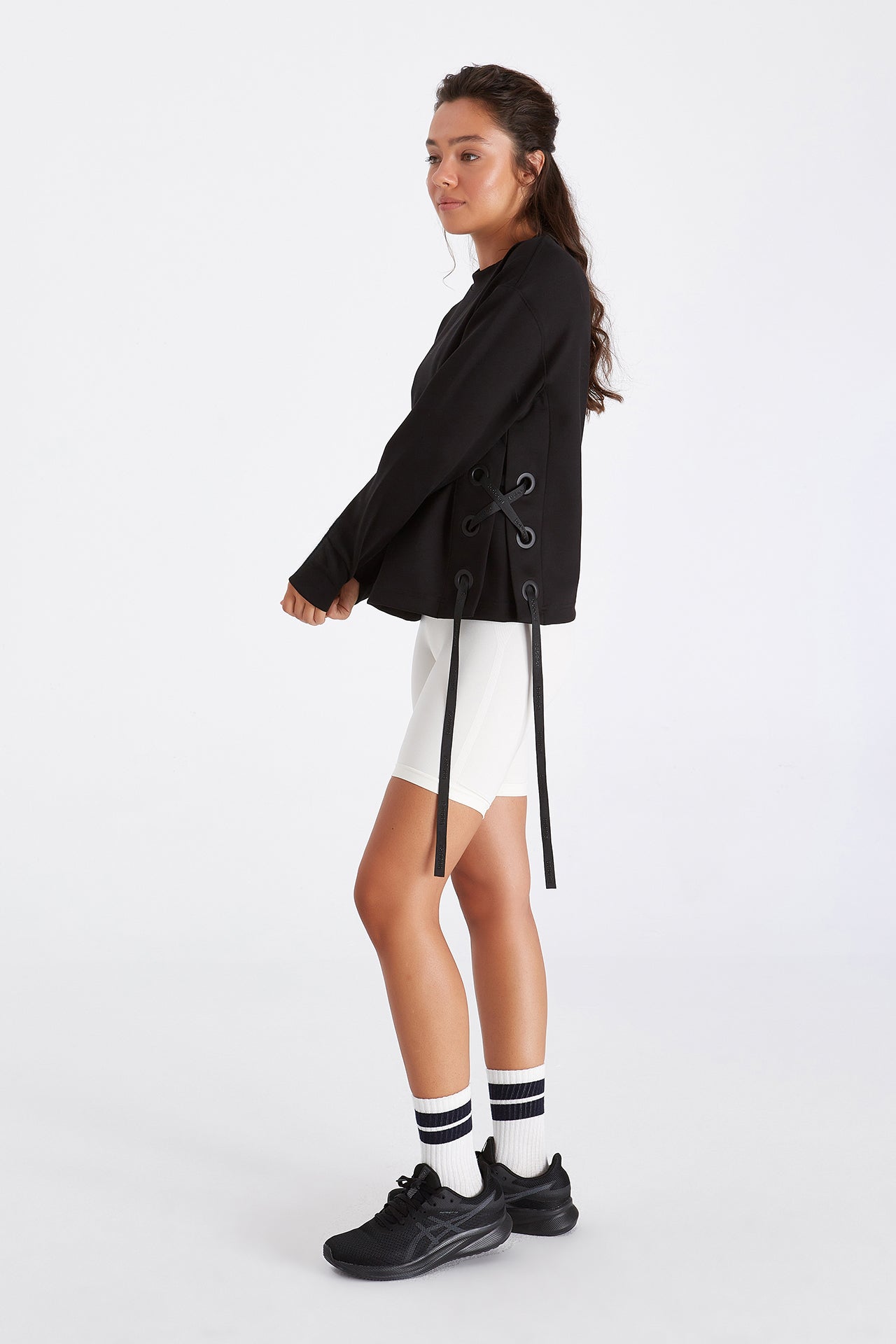 Celeste Bağcık Detaylı Sweatshirt