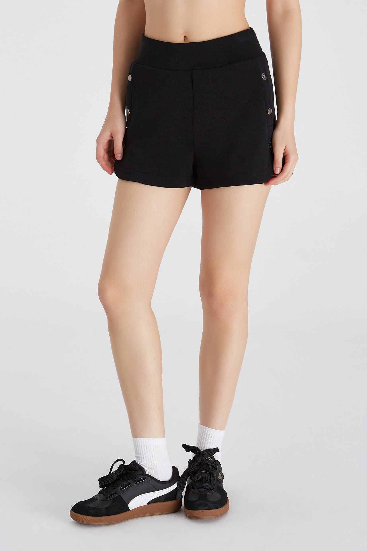 Boboist-Sabrina şort Sabrina Çıtçıt Detaylı Şort-Şort-2-Milagron.com