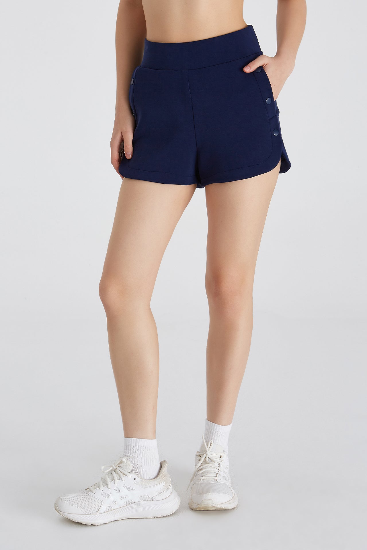 Boboist-Sabrina şort Sabrina çıtçıt Detaylı Şort-Şort-2-Milagron.com