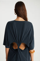 Boneqa Barcelona-Arka Detaylı Siyah Cupro Elbise-Elbise-4-Milagron.com