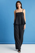 Boneqa Barcelona-Askılı Siyah Keten Bluz-Bluz-2-Milagron.com