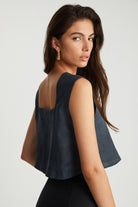 Boneqa Barcelona-Brode Kumaş Askılı Siyah Bluz-Bluz-2-Milagron.com