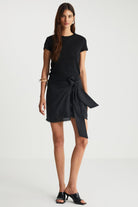 Boneqa Barcelona-Günlük Basic Siyah Tişört-T-Shirts-2-Milagron.com