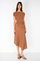 Boneqa Barcelona-Kayık Yaka Tarçın Top-T-Shirts-2-Milagron.com