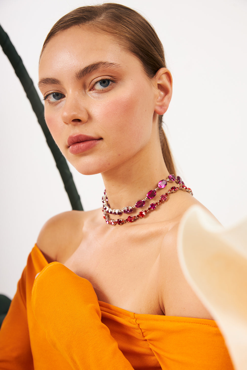 Bonette-Aura Gerdanlık Dragonfruit-Kolye-3-Milagron.com