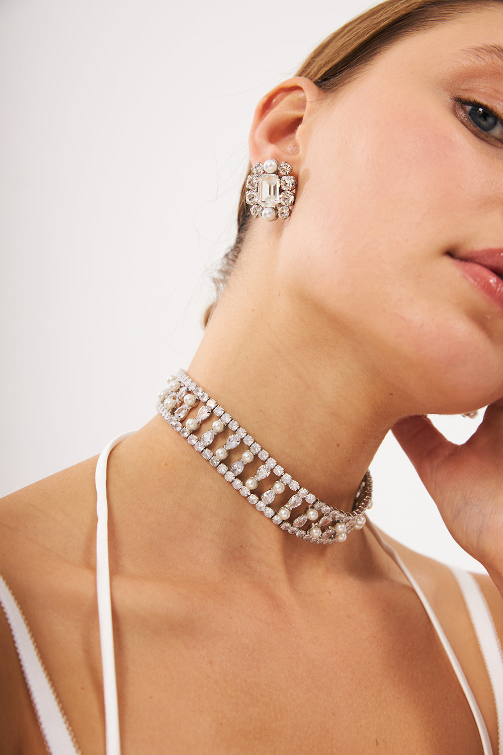 Bonette-Lily Choker Masterpiece Kolye-Kolye-3-Milagron.com