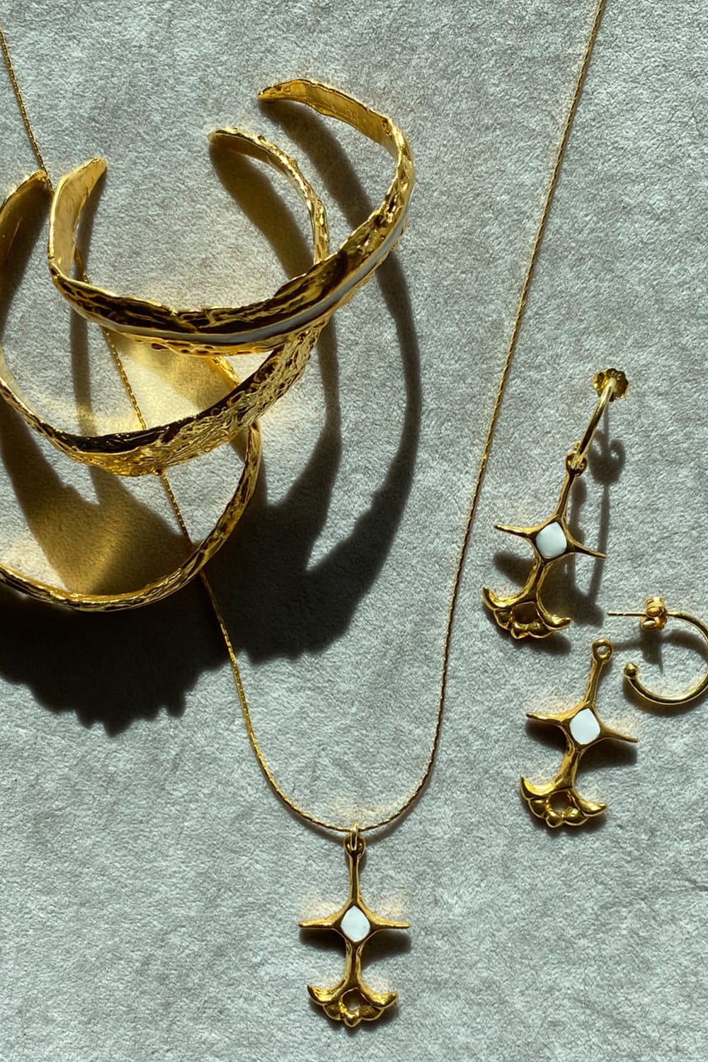 Brambuta-Ankh Beyaz Mineli Gold Kolye-Kolye-3-Milagron.com