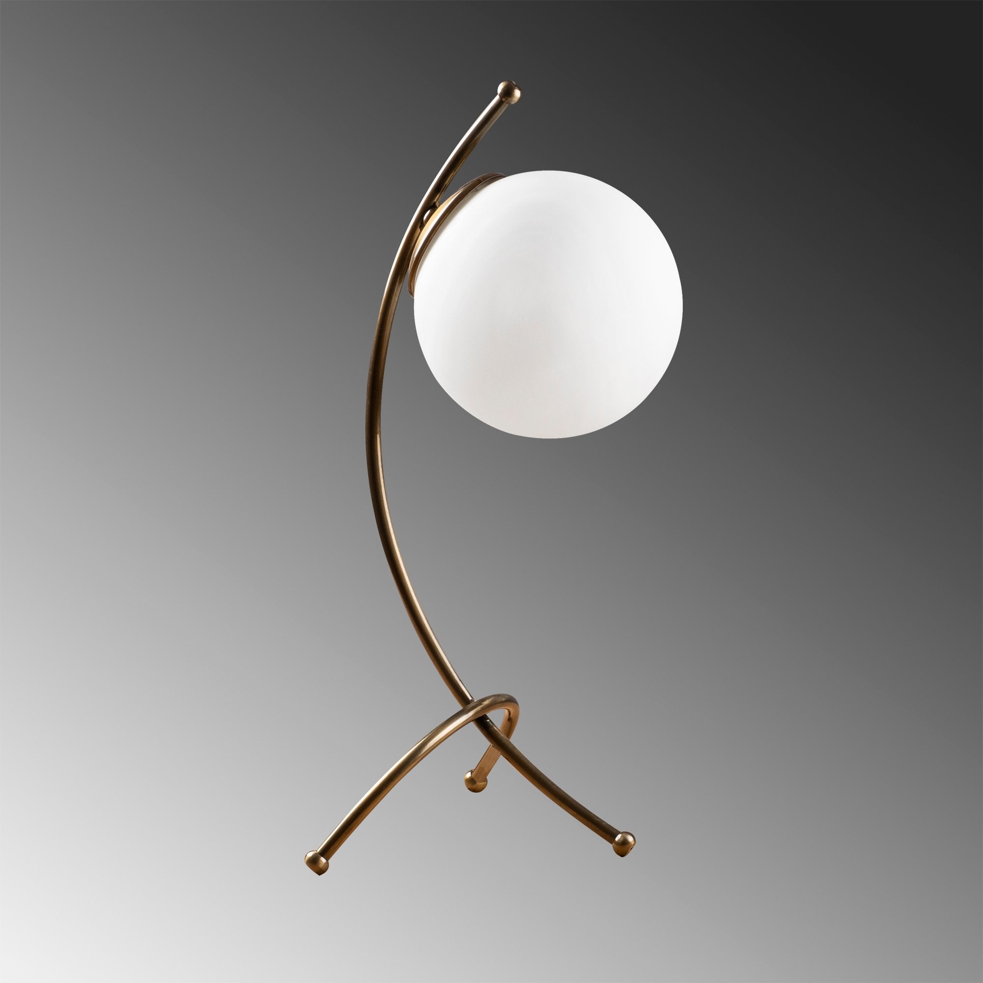 Perseus 5012 Cam Masa Lambası Aydınlatma 