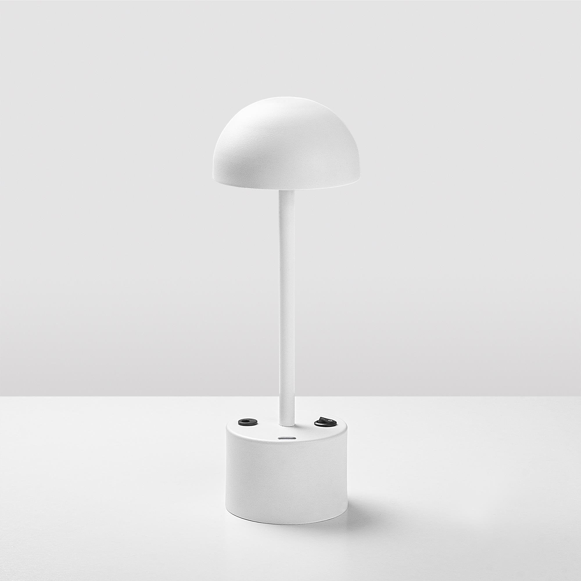 Titan 13372 Led Masa Lambası Aydınlatma 