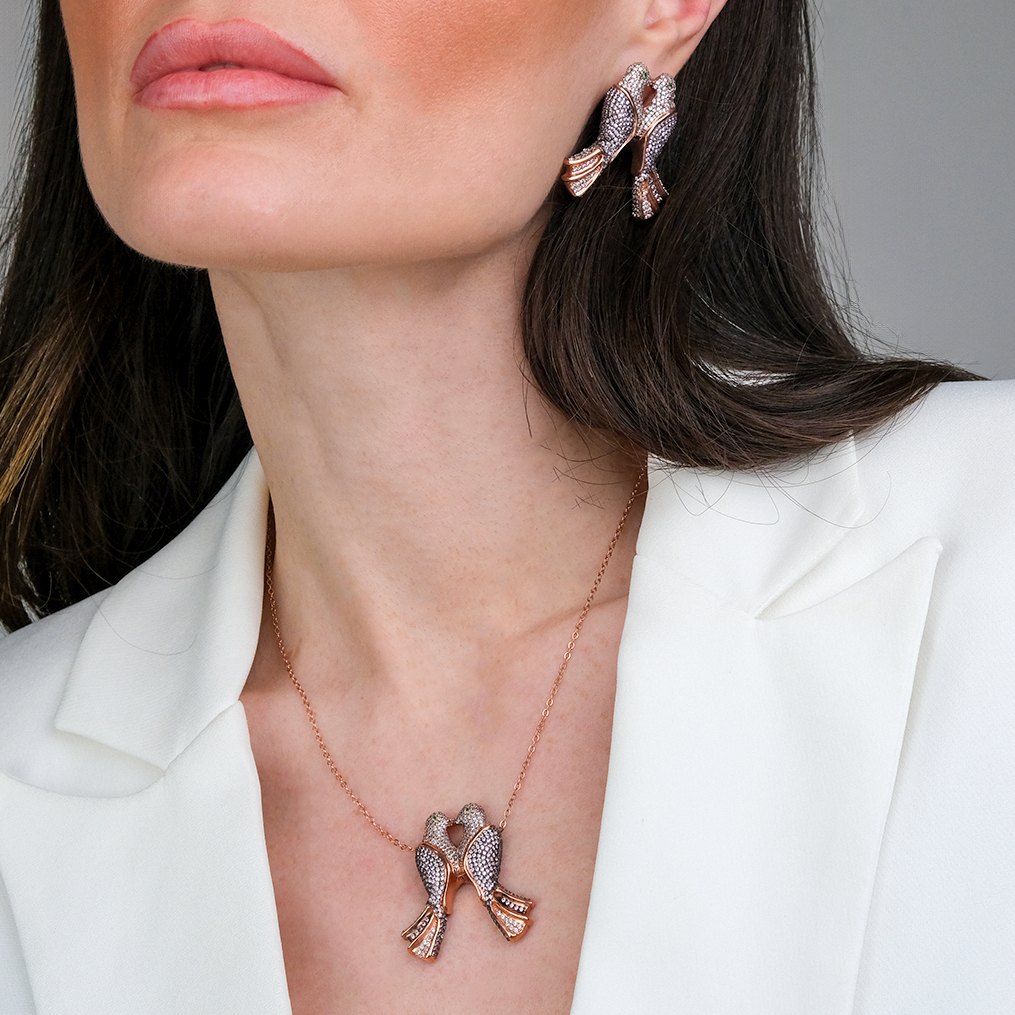 Bird Of Love Pembe Rose Kolye