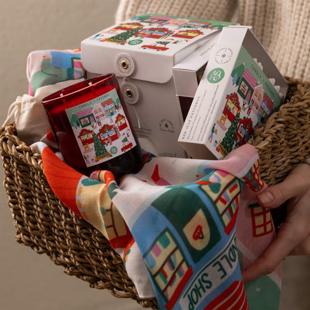 Candle + Friends-Christmas Collection Yeni Yıl Cam Mum Medium-Mum-4-Milagron.com