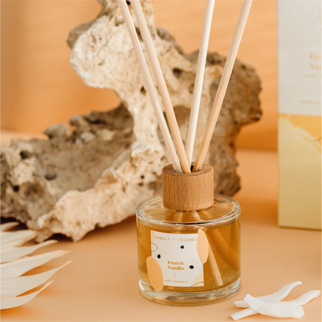 Candle + Friends-French Vanilla Oda Kokusu-Oda Kokusu-2-Milagron.com