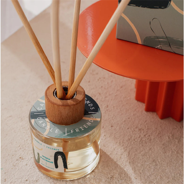 Candle + Friends-White Patchouli Oda Kokusu-Oda Kokusu-2-Milagron.com