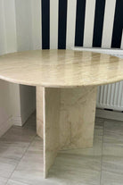 Traverten Yuvarlak Yemek Masası – Doğal Taş İle Zamansız Tasarım - 4