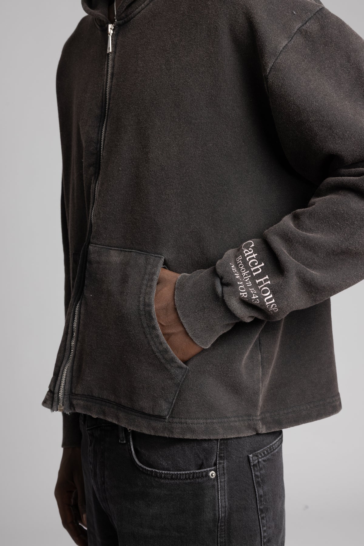 Catch-Baskılı Fermuarlı Sweatshirt-Sweatshirt-7-Milagron.com