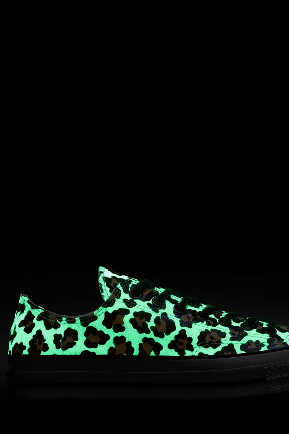 Converse-Chuck 70 Glow In The Dark Leopard Driftwood/Light Fawn/Black-Sneakers-2-Milagron.com