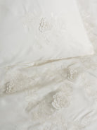 Cotton Box-3D Nakışlı Saten Çift Kişilik Nevresim Takımı Chic Ekru-Nevresim Takımı-3-Milagron.com