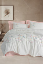 Cotton Box-3D Nakışlı Saten Çift Kişilik Nevresim Takımı Liva Pudra-Nevresim Takımı-1-Milagron.com